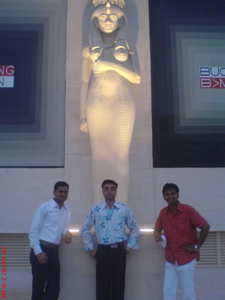 Gajanan Project Partner of Chakri in 2000 now in Dubai