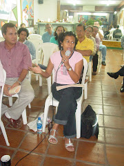 Miembros de la Red Nicaragüenses de Escritores y Escritoras (RENIES)