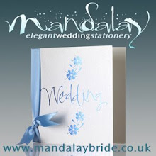 For award winning wedding invitations Carrie yeo reccommends: