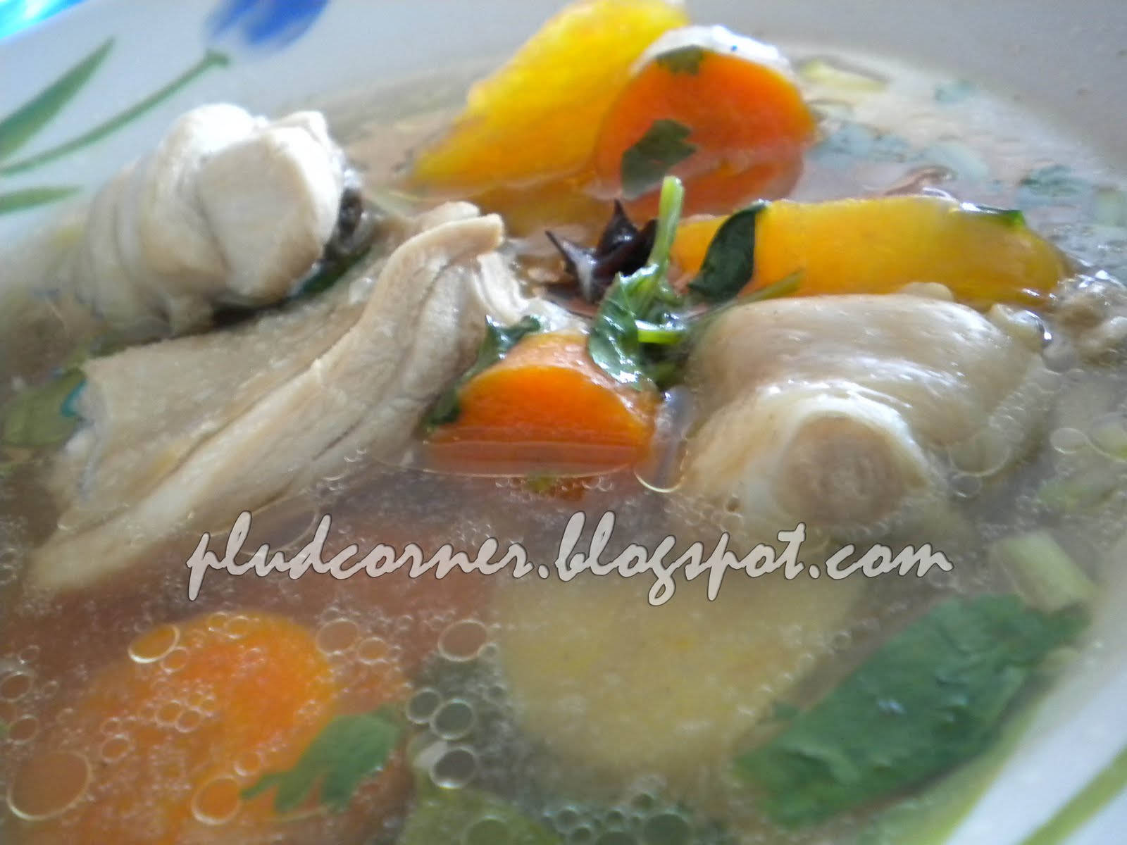 Sup Ayam + Tempe Goreng Kunyit ~ ♥ Plud's Corner