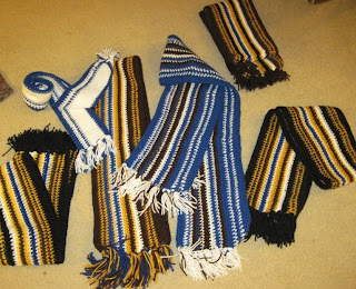 6 crocheted scarves for homeless