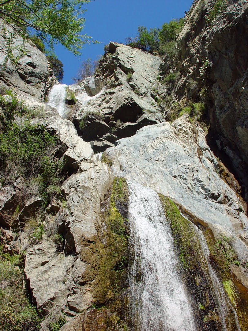 Trails of the Angeles: Fish Cyn - 80 Foot Waterfall - in Azusa