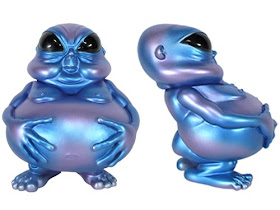 MINDstyle - San Diego Comic Con 2009 Exclusive Popaganda Circus Sideshow Obese Alien Vinyl Figure by Ron English