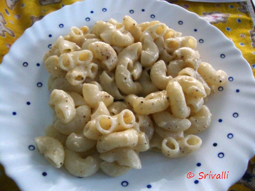 [Macaroni+with+White+Sauce+Recipe.jpg]