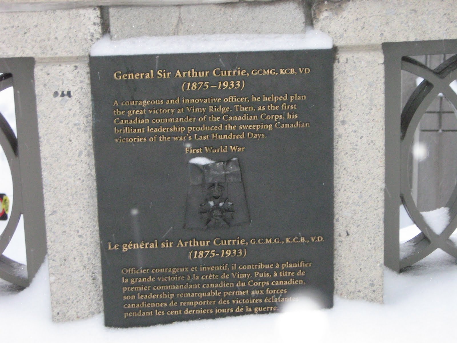 TURISMO IN CANADA VALIANTS MEMORIAL MONUMENT AUX VALEUREUX, OTTAWA