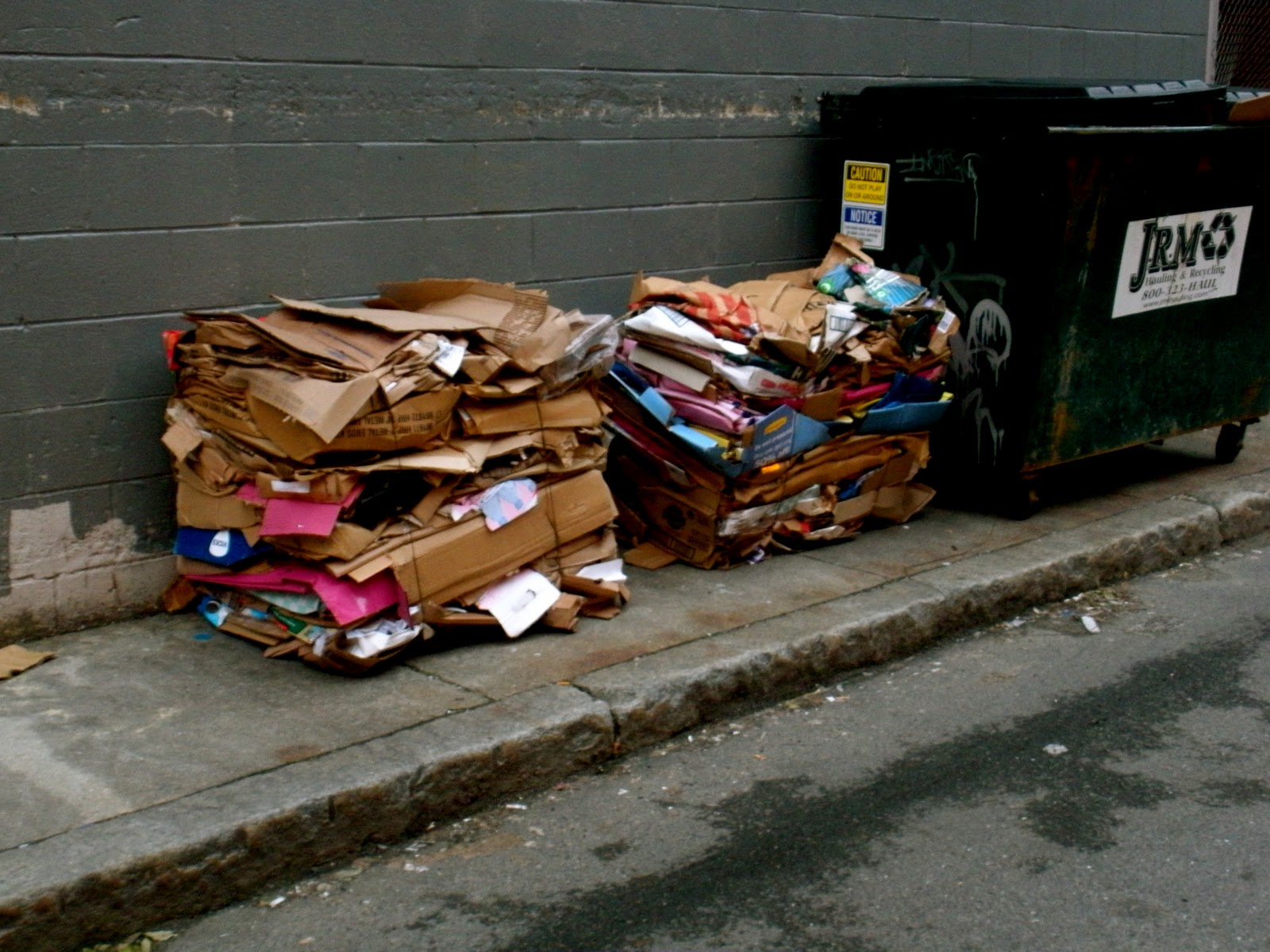 Cleaner Boston Alley Trash