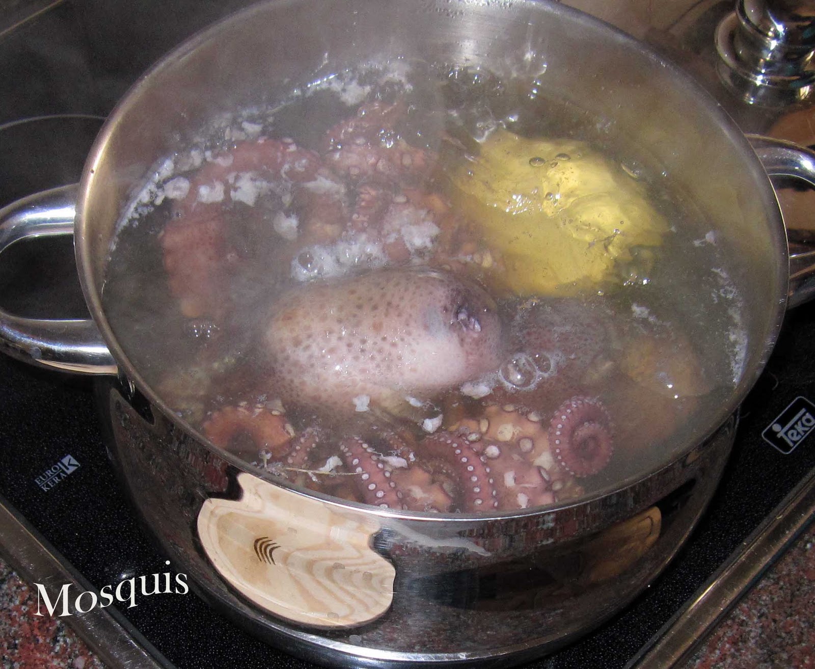 Laurel y Canela: Polbo á feira - Pulpo &amp;quot;á feira&amp;quot;