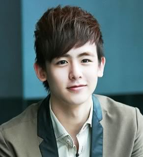 je nichkhun a Yoon datovaniado EXO datovania