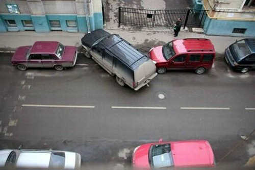 [Another-12--Awful-Parking-Jobs-004.jpg]