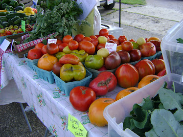 Heirloom tomatoes at the Farmer's Market!