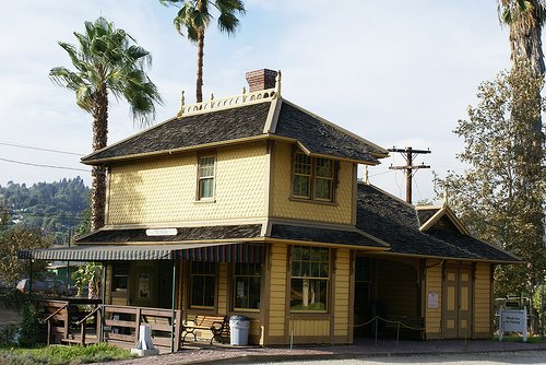 Palms Depot — house design