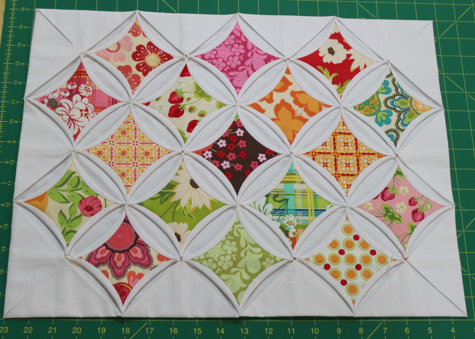 cathedral windows quilt tutorial | Flickr - Photo Sharing!