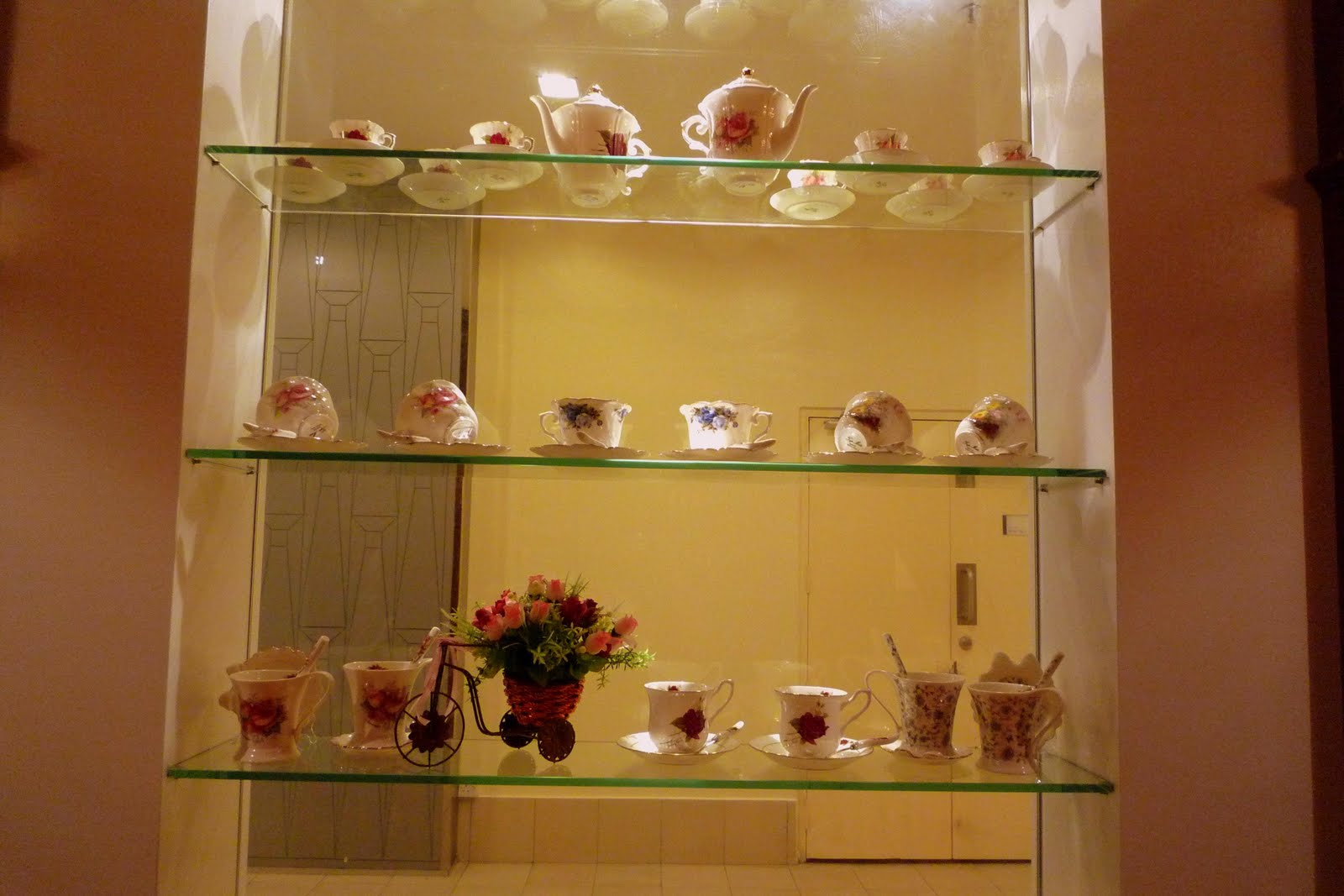 A Coffeeholic's Travel Tale English Afternoon Tea at Winter Warmers, QB Mall