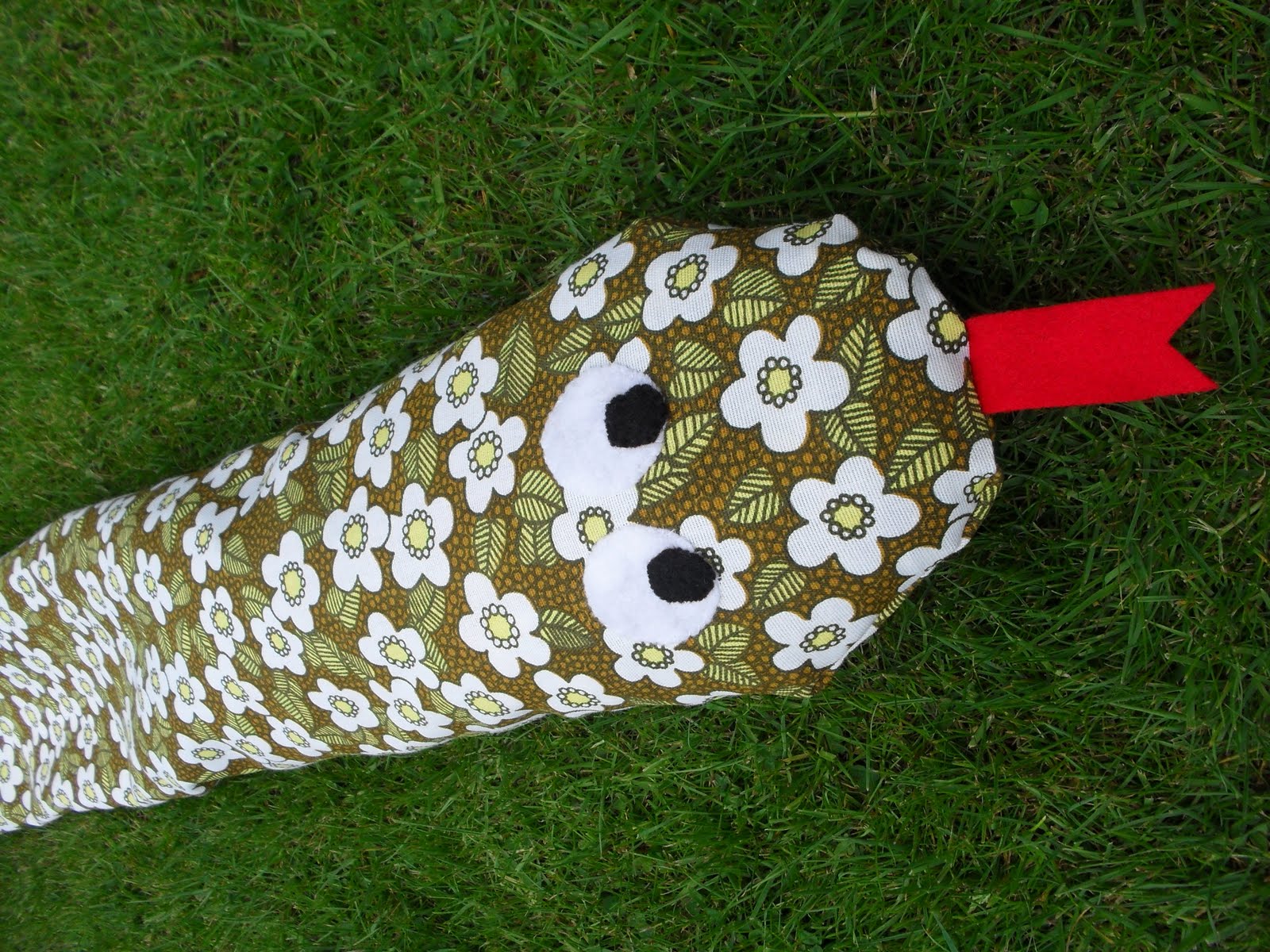Second Hand Susie How to Make a Retro Snake Draught Excluder...