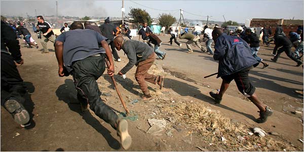 [TeoriadaConspiração2.jpg]