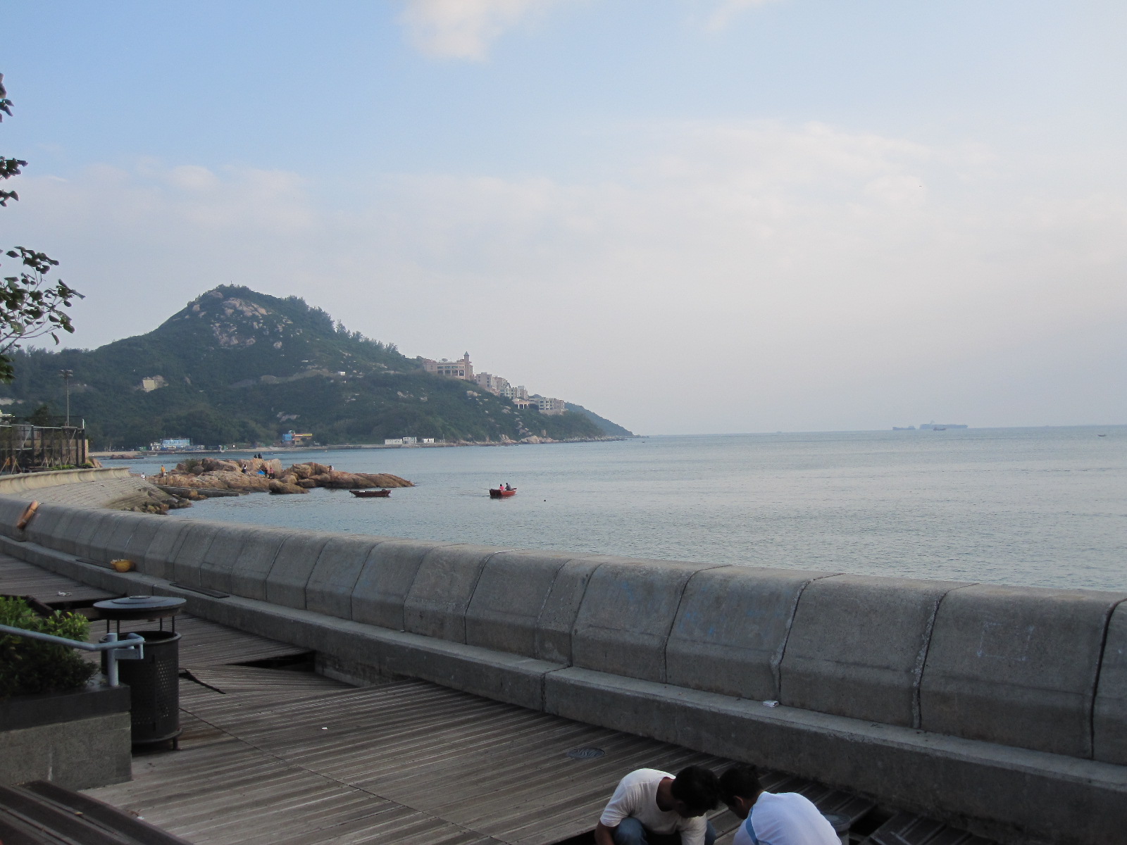 [IMG_0195.JPG]