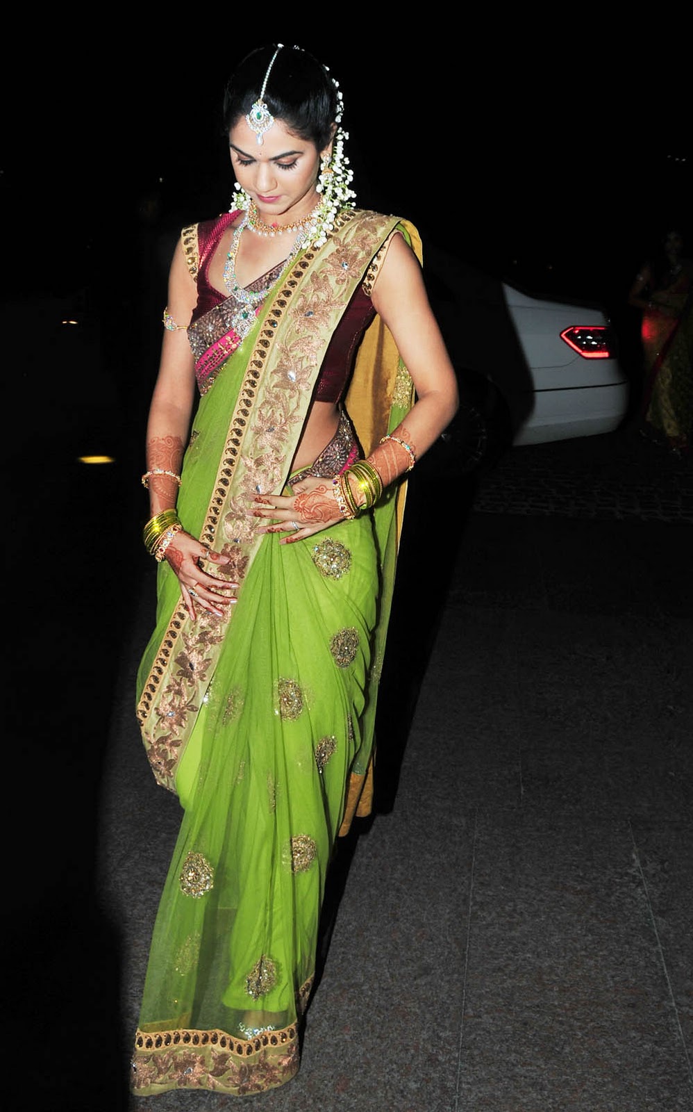 Way2tolly News Allu Arjun Rings Sneha Reddy Gallery