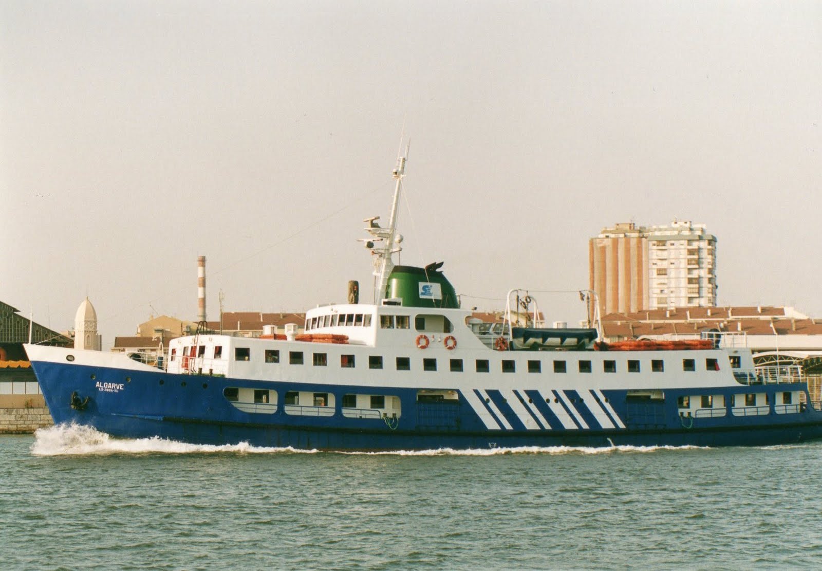 [ALGARVE+2003-06-19.jpg]