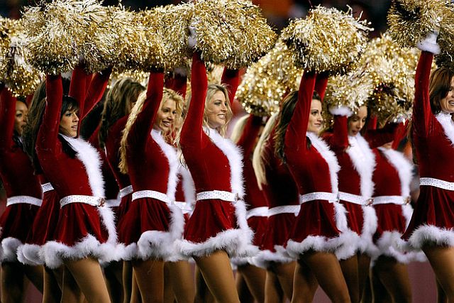 40 Photos of Cheerleaders in Sexy Santa Suits (SFW) - Fantasy Football, Fantasy Football
