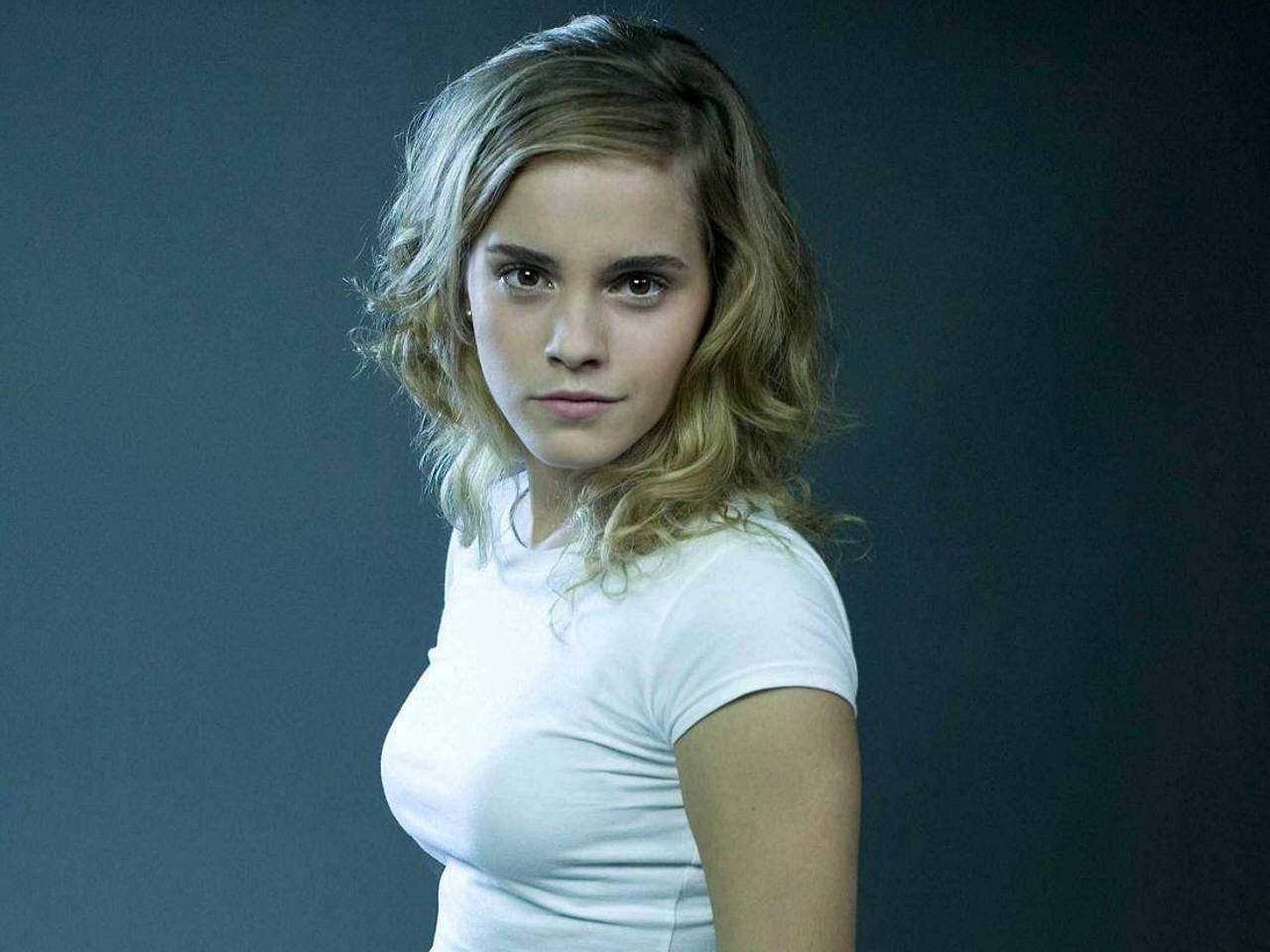 Emma watson sexy hot