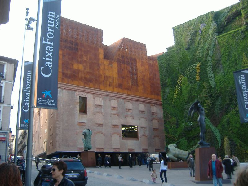 [CaixaForum+001.jpg]