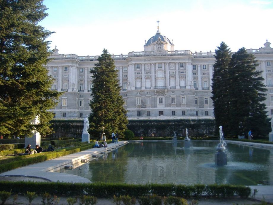 [JardinesSabatini_03.jpg]
