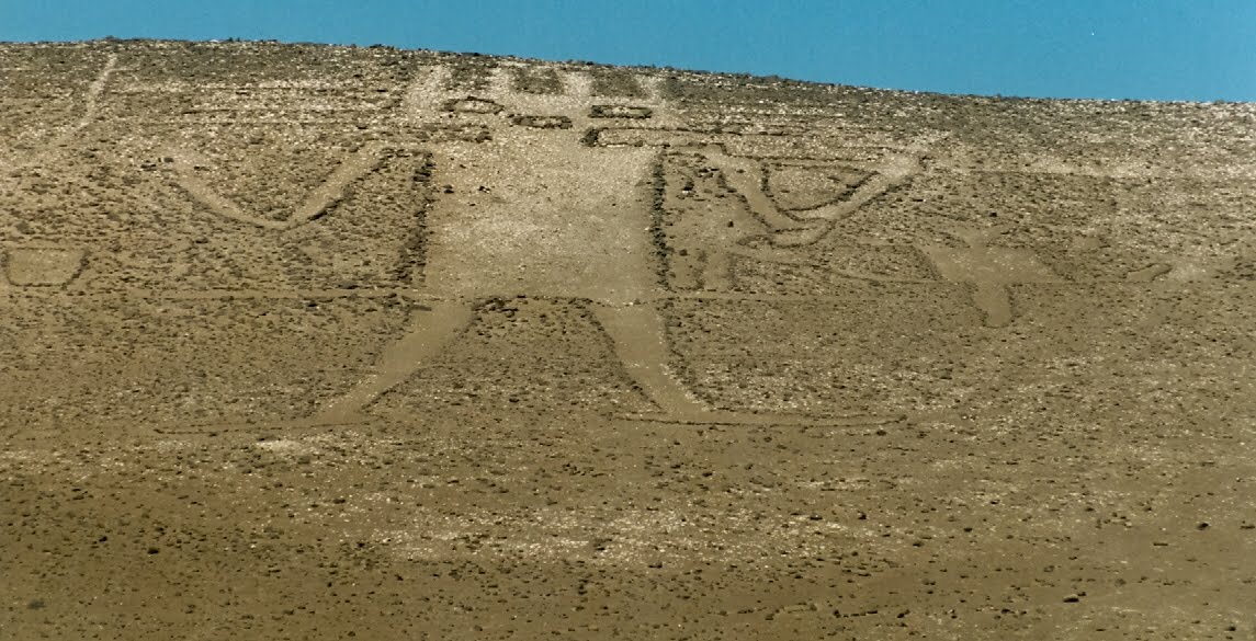 [Gigant+der+Atacama-Wüste.jpg]