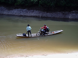 YORDAN PASANDO LA MOTO EN RIOS DEL VICHADA