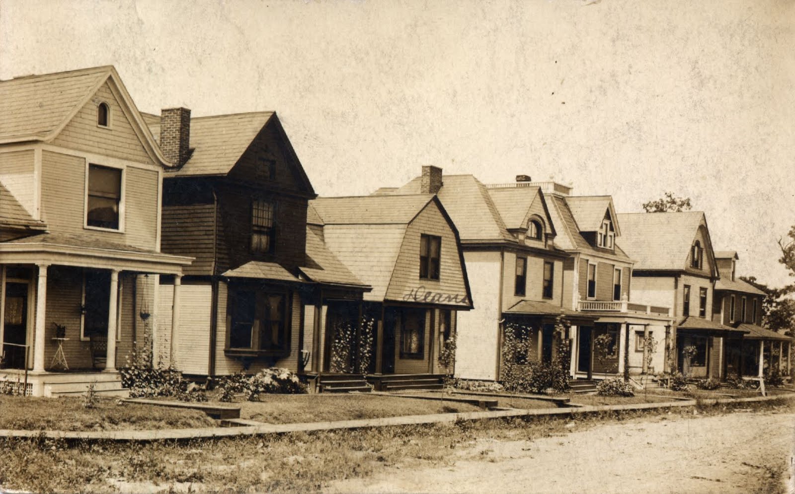 olio Clairton Happenings