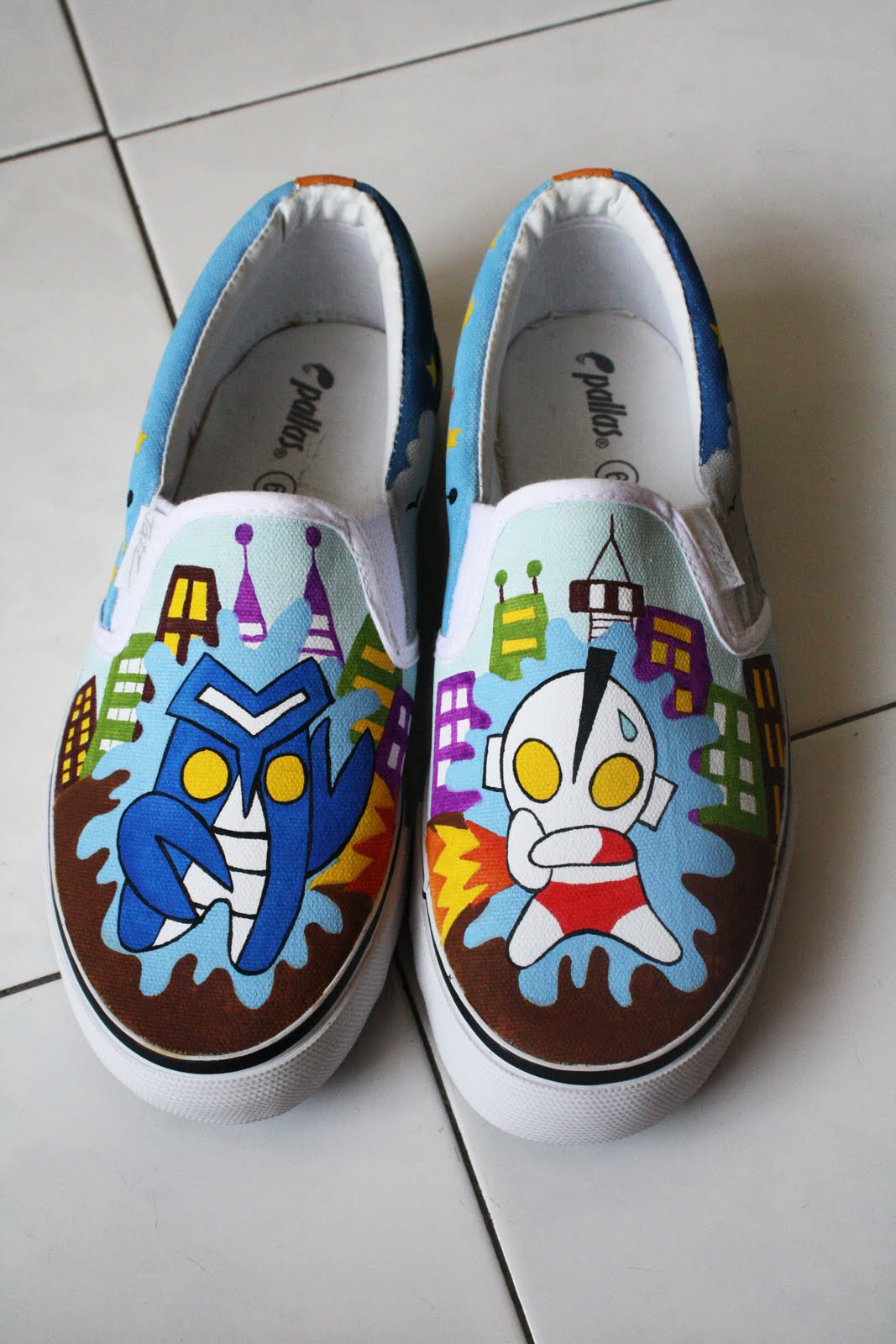 Darling's creation: Canvas shoes painting!