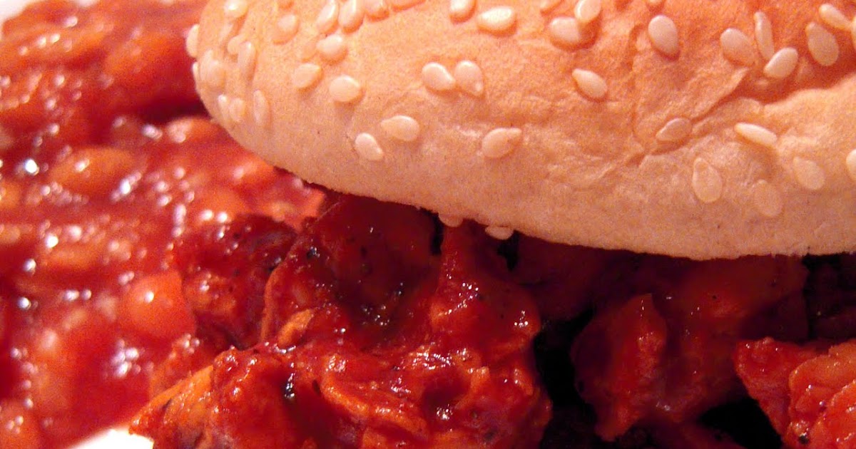 Black Pepper and Molasses Pulled Chicken Sandwiches Plain Chicken®