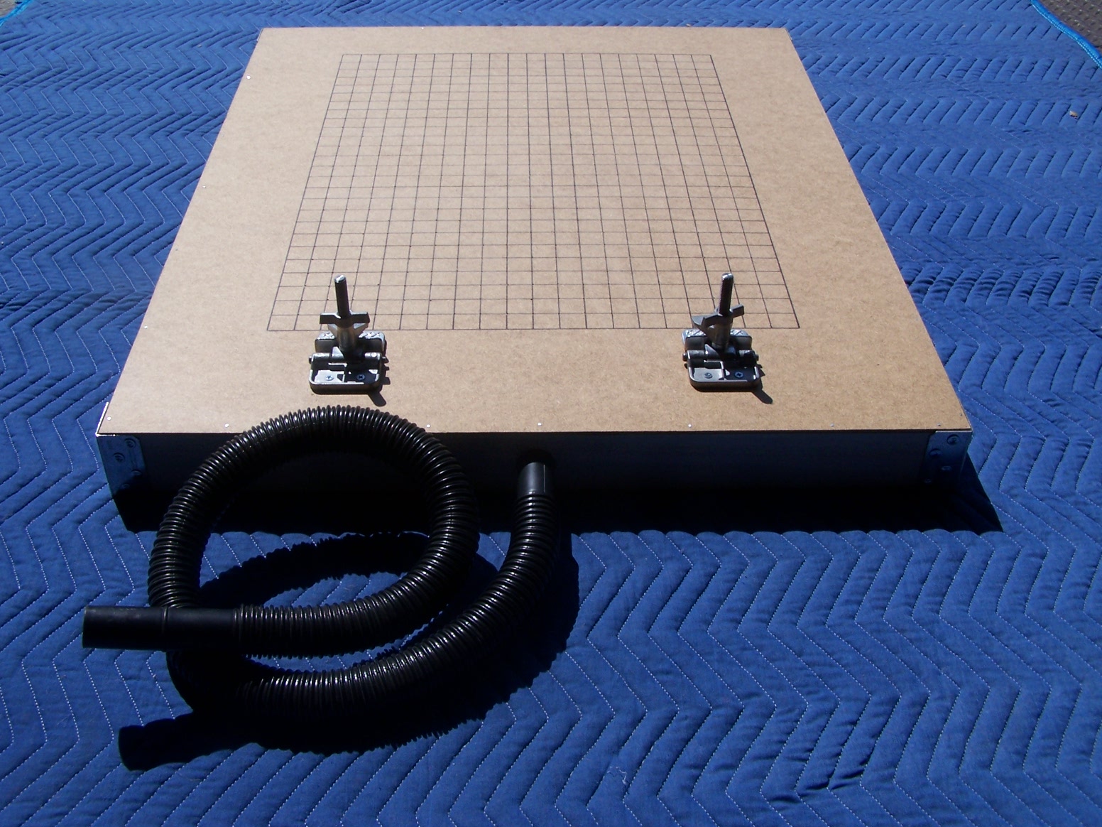 Bovine Press Vacuum Tables