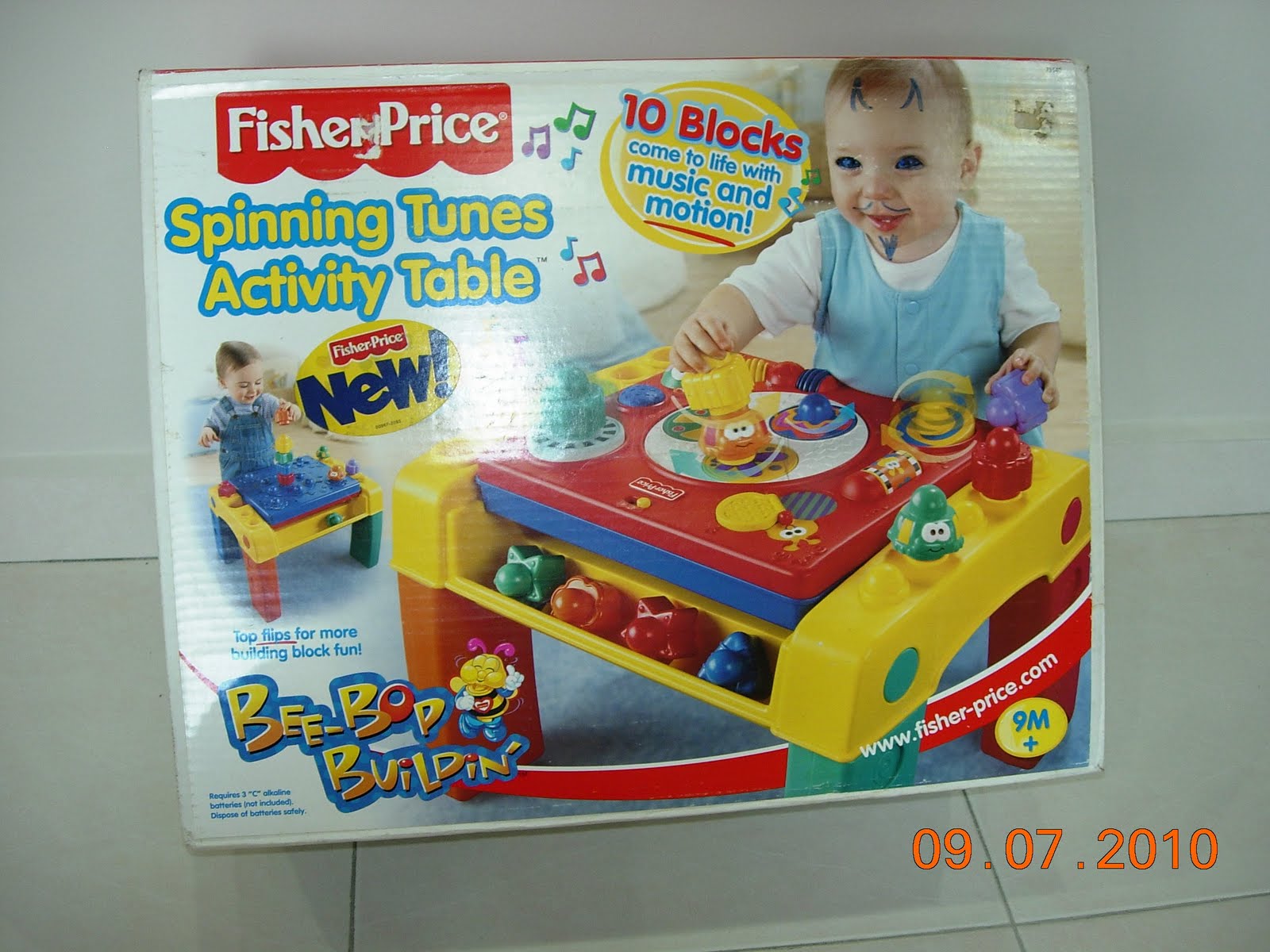 Eveything's On Sale: Fisher Price Activity Table (RM 105)