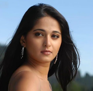 SUPER TELUGU HEROINES: ANUSHKA SHETTY
