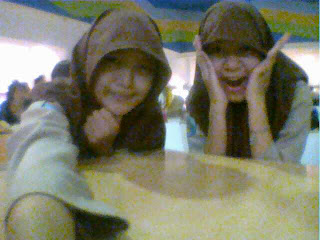The story about me: teman saya *para pantat-pantatku* =D
