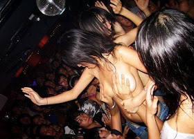 Life is..!!: Foto Telanjang Cewek di Indonesia Party Alexis Jakarta