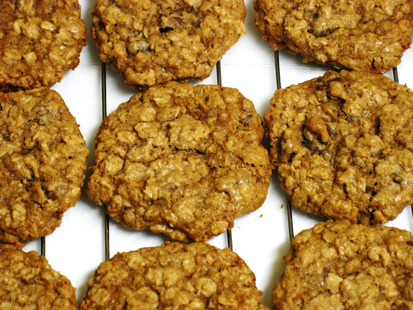 the-gluten-free-spouse-gluten-free-oatmeal-chocolate-chip-cookies
