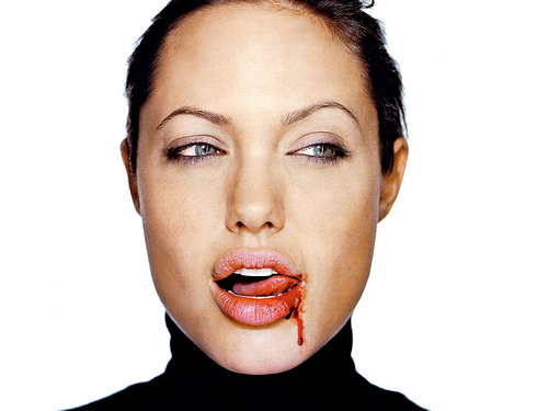 angelina-jolie-sexy-catwoman.jpg