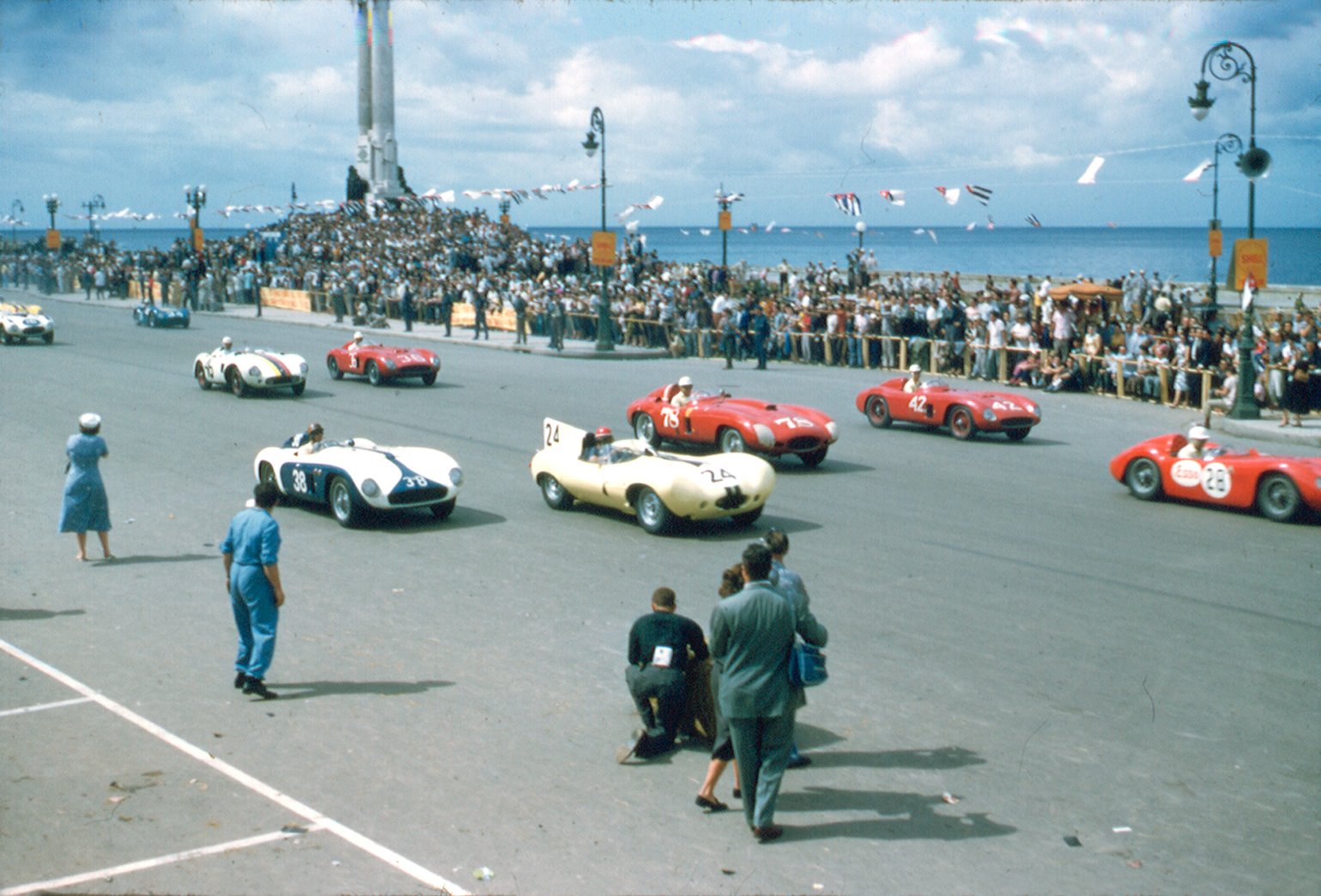 Carreras-5.jpg