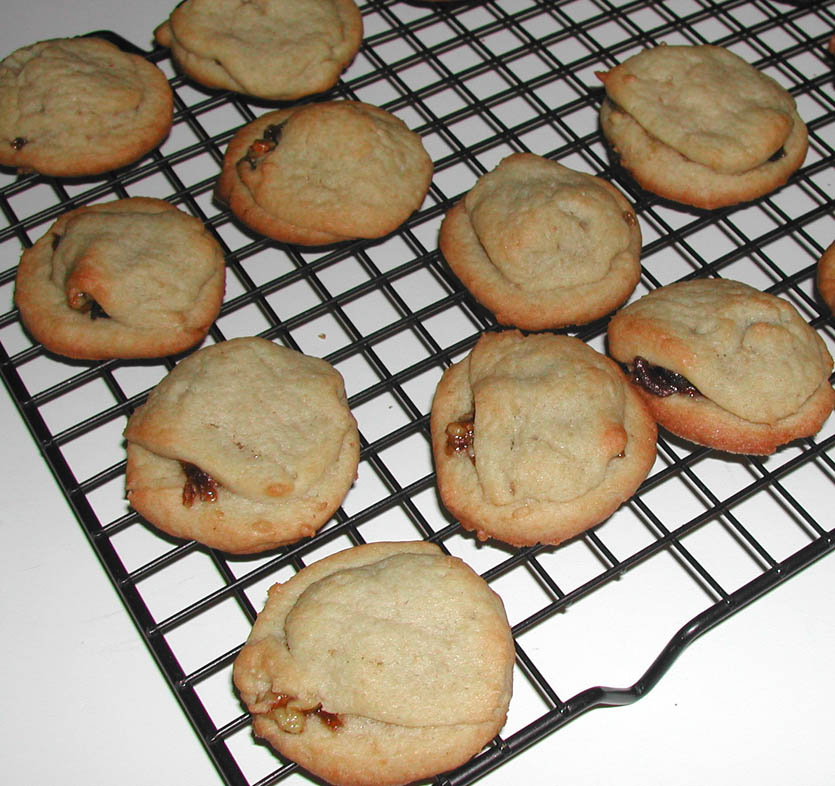 The Iowa Housewife Refrigerator Filled Date Cookies