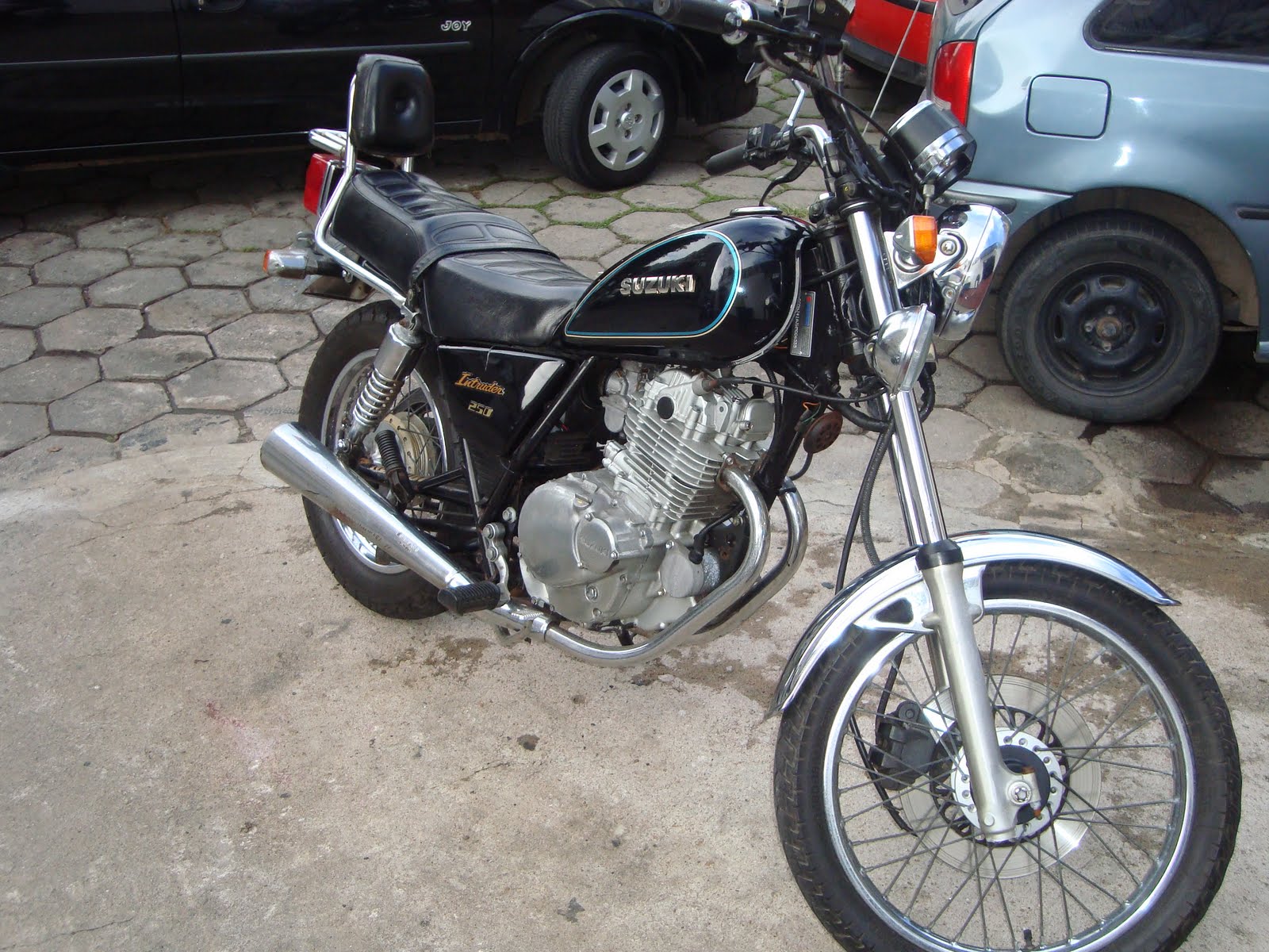 intruder bike 250cc