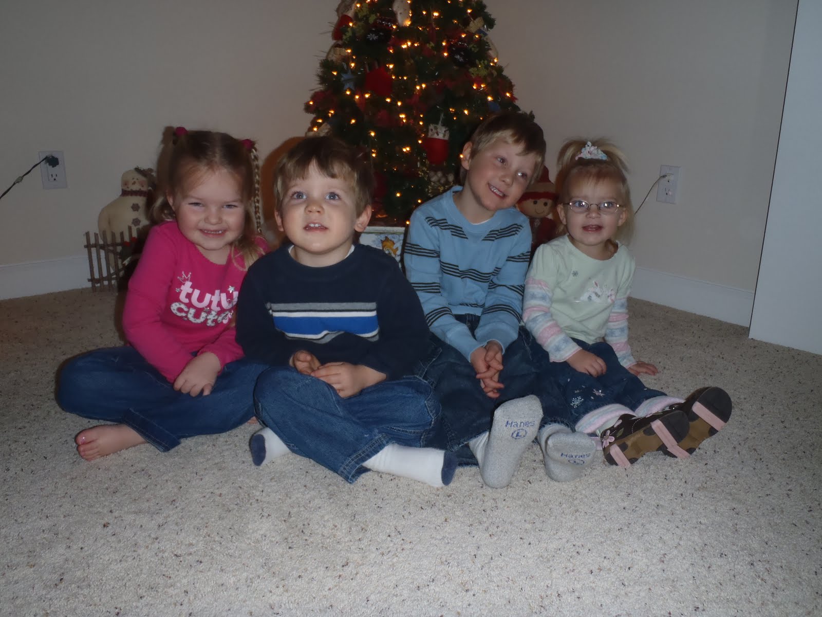 The Snyder Family Christmas CRAZINESS Round 1