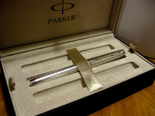 Review : Parker Premier Silver ST Fountain Pen