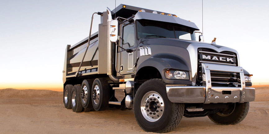 18 Wheel Beauties: Big Rig Chronicles: Mack Trucks