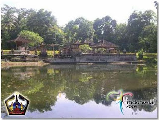 Berikut ini adalah beberapa obyek wisata yang ada di Kabupaten Bangli Provinsi Bali BEBERAPA OBYEK WISATA DI KAB. BANGLI PROV. BALI