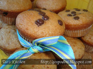 Muffins cu banane si ciocolata