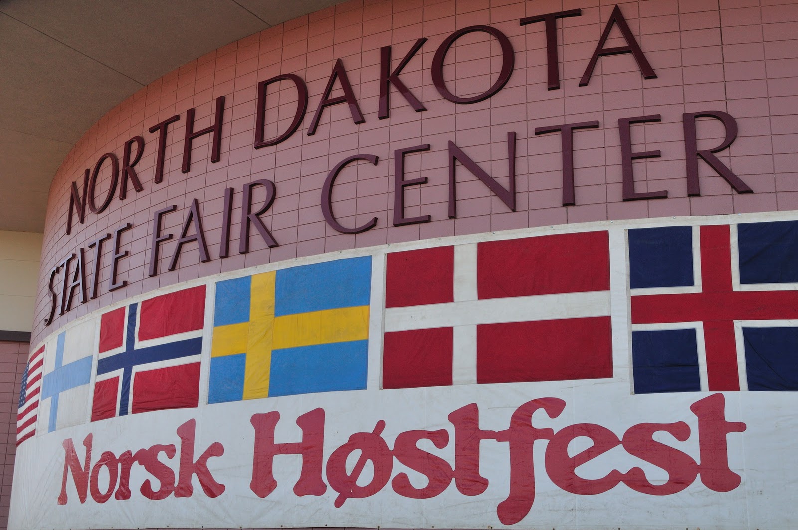 Finding Jerry and Mary Minot, North Dakota Norsk Hostfest 2010
