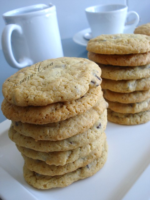  Cookies con Chips de Chocolate 