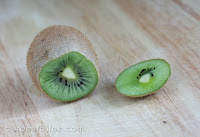 How to: cut a Kiwi Fruit