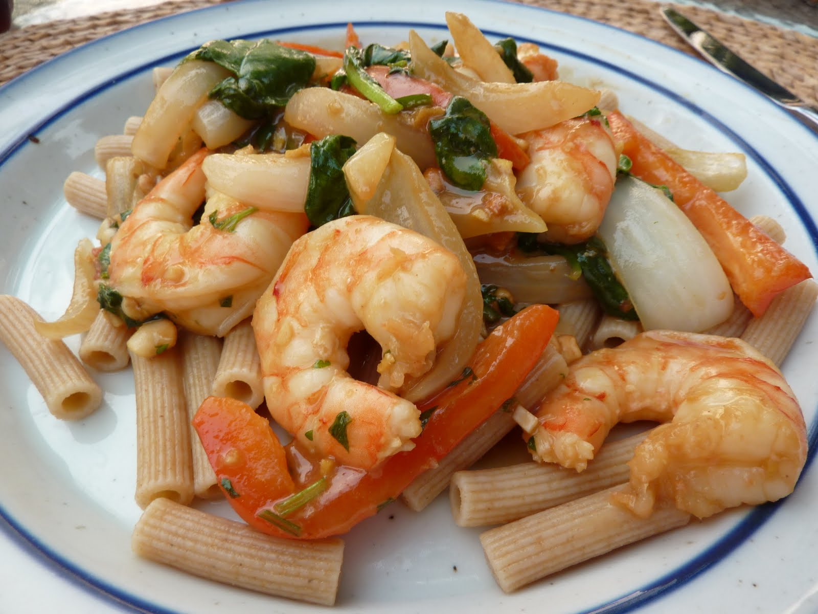 FEAST EVERYDAY Shrimp with Onions, Red Peppers and Spinach over Pasta